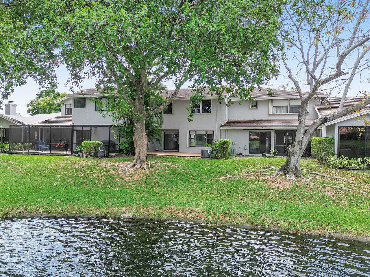 624 N Deer Creek North Shore Drive N