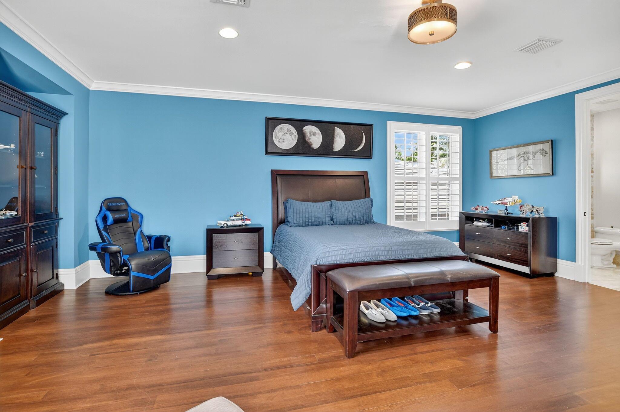 377 E Coconut Palm Road