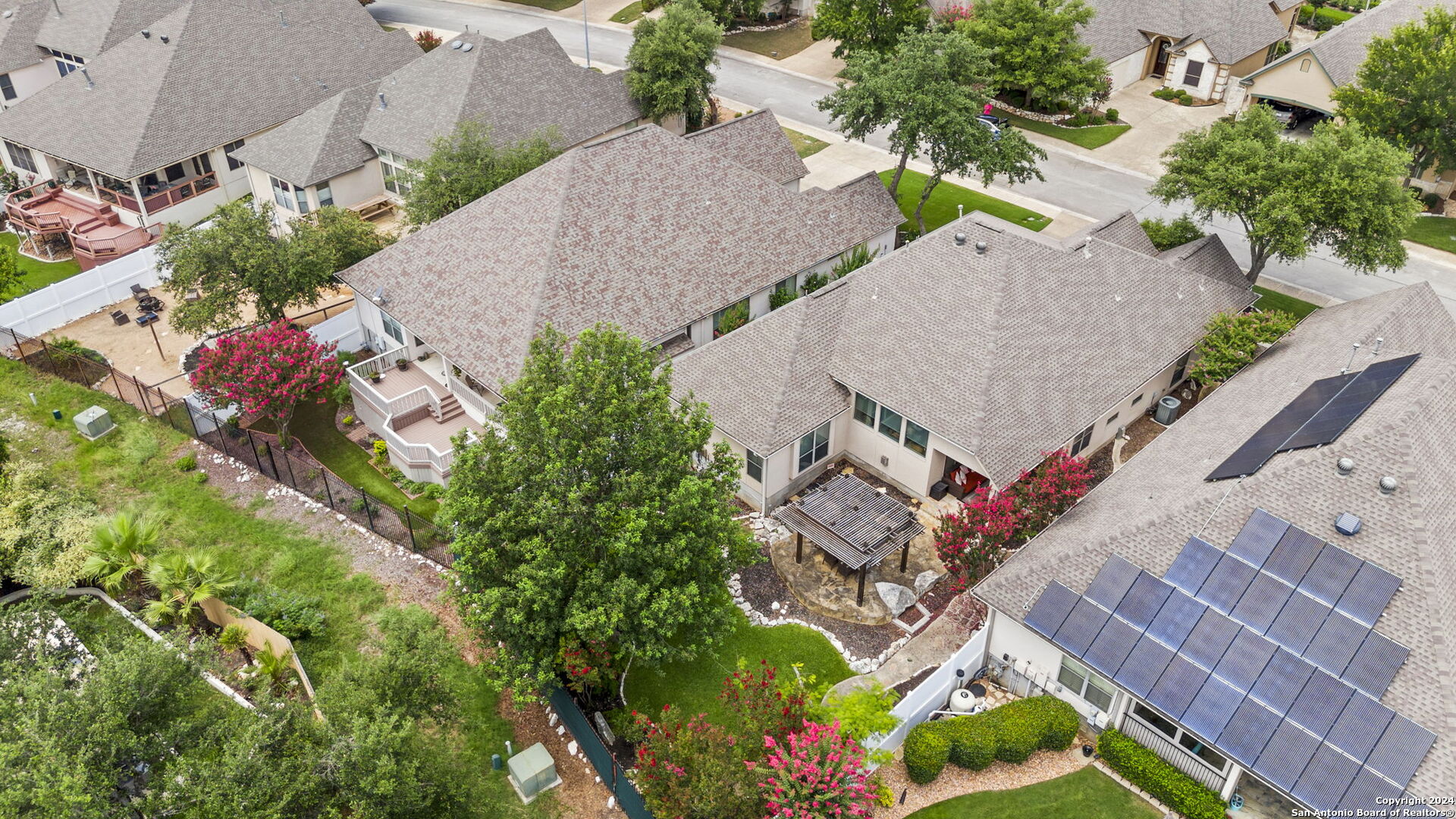 114 Garden Trace