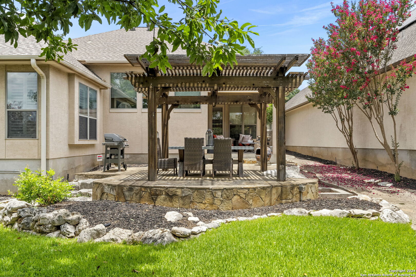114 Garden Trace
