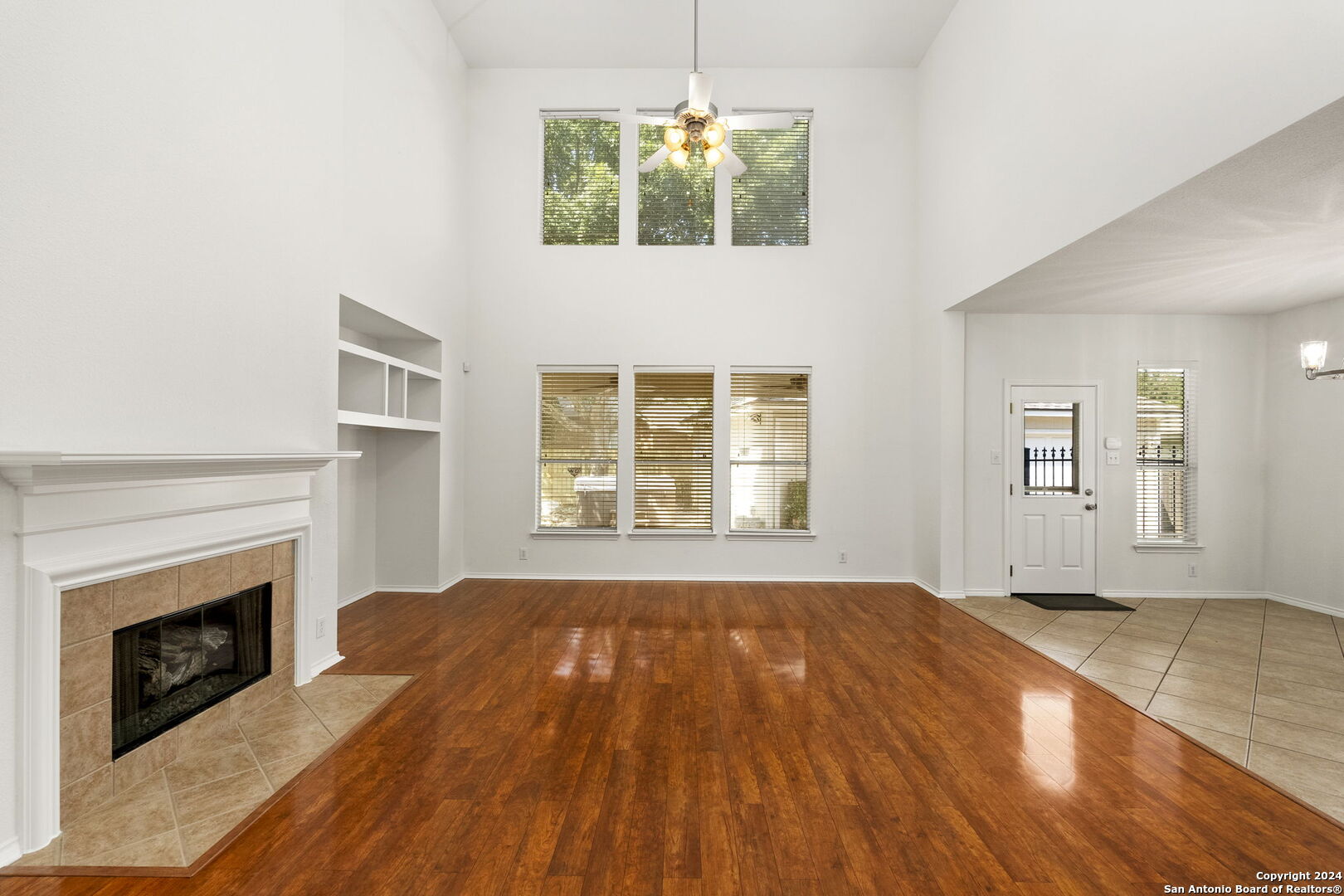 1743 Oak Sprawl