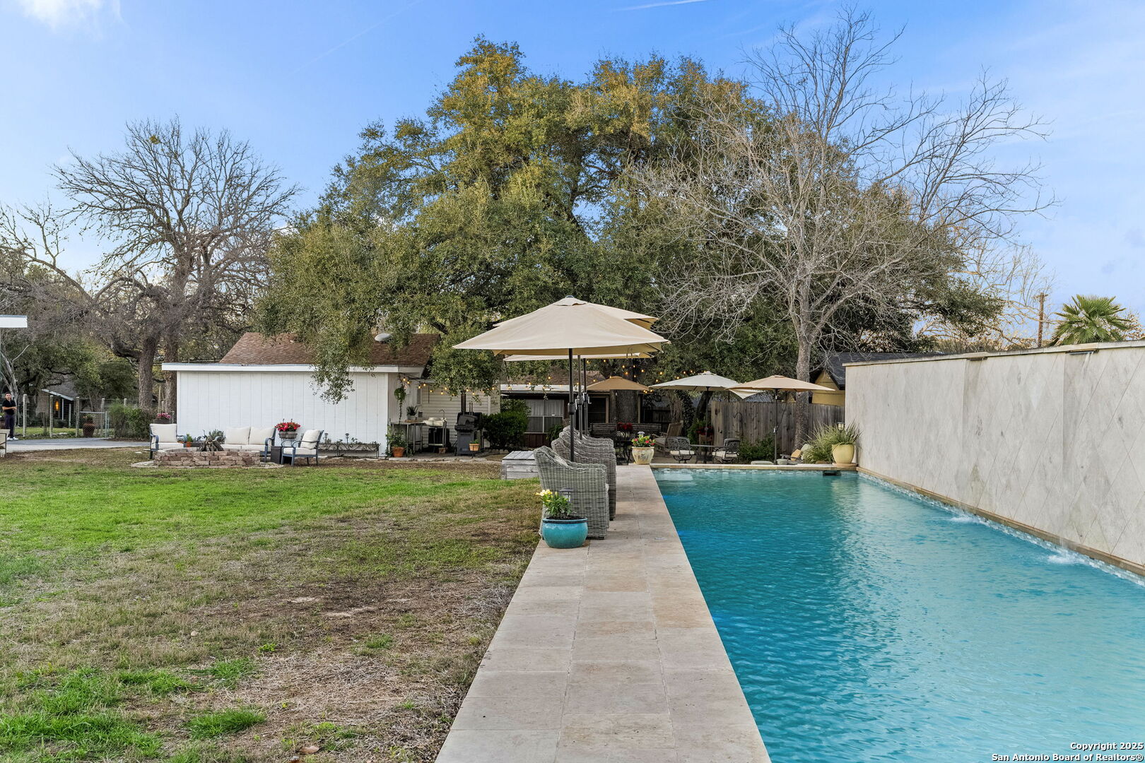 262 Rockhill Dr