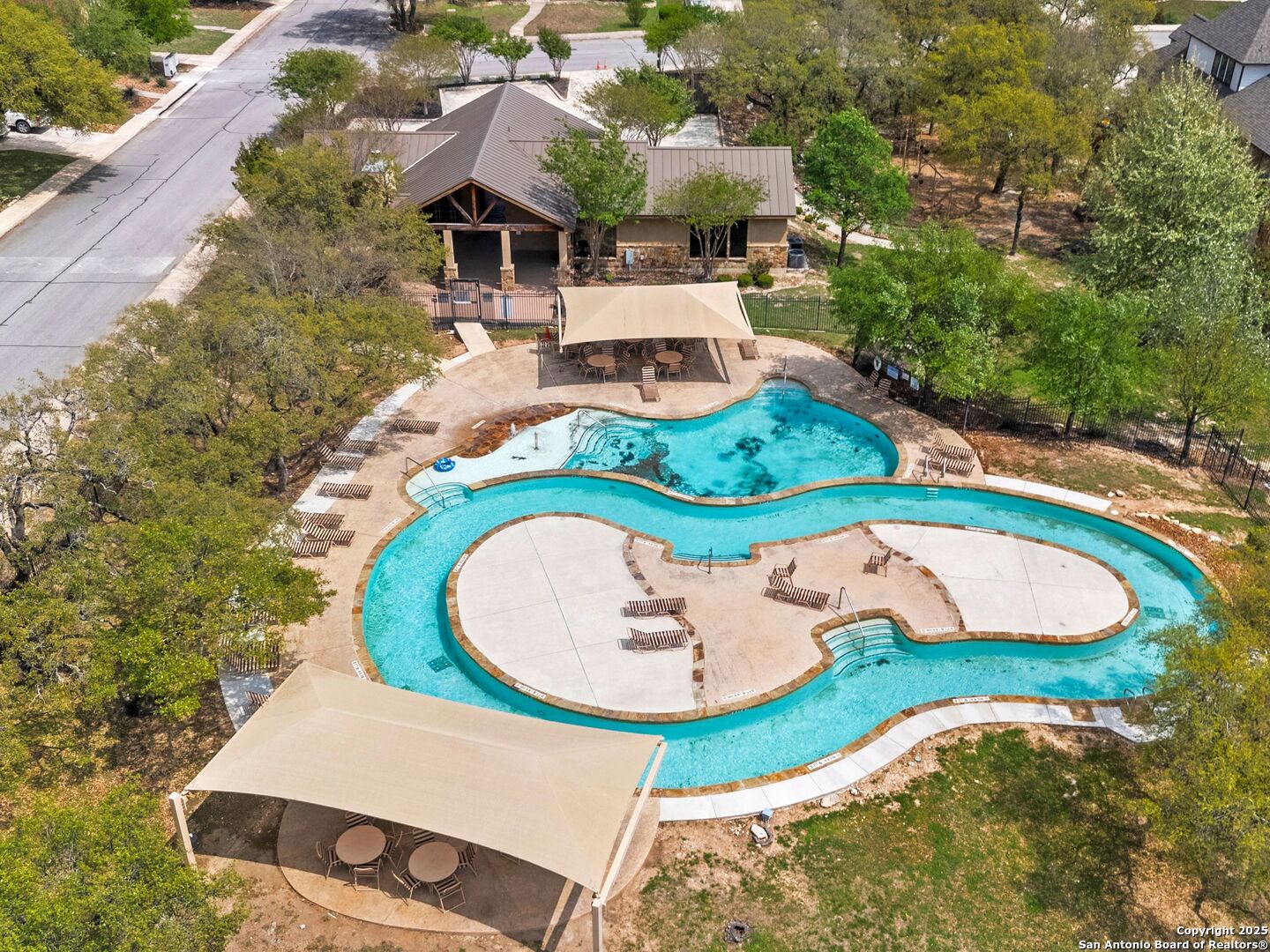 9024 Beacon Ridge
