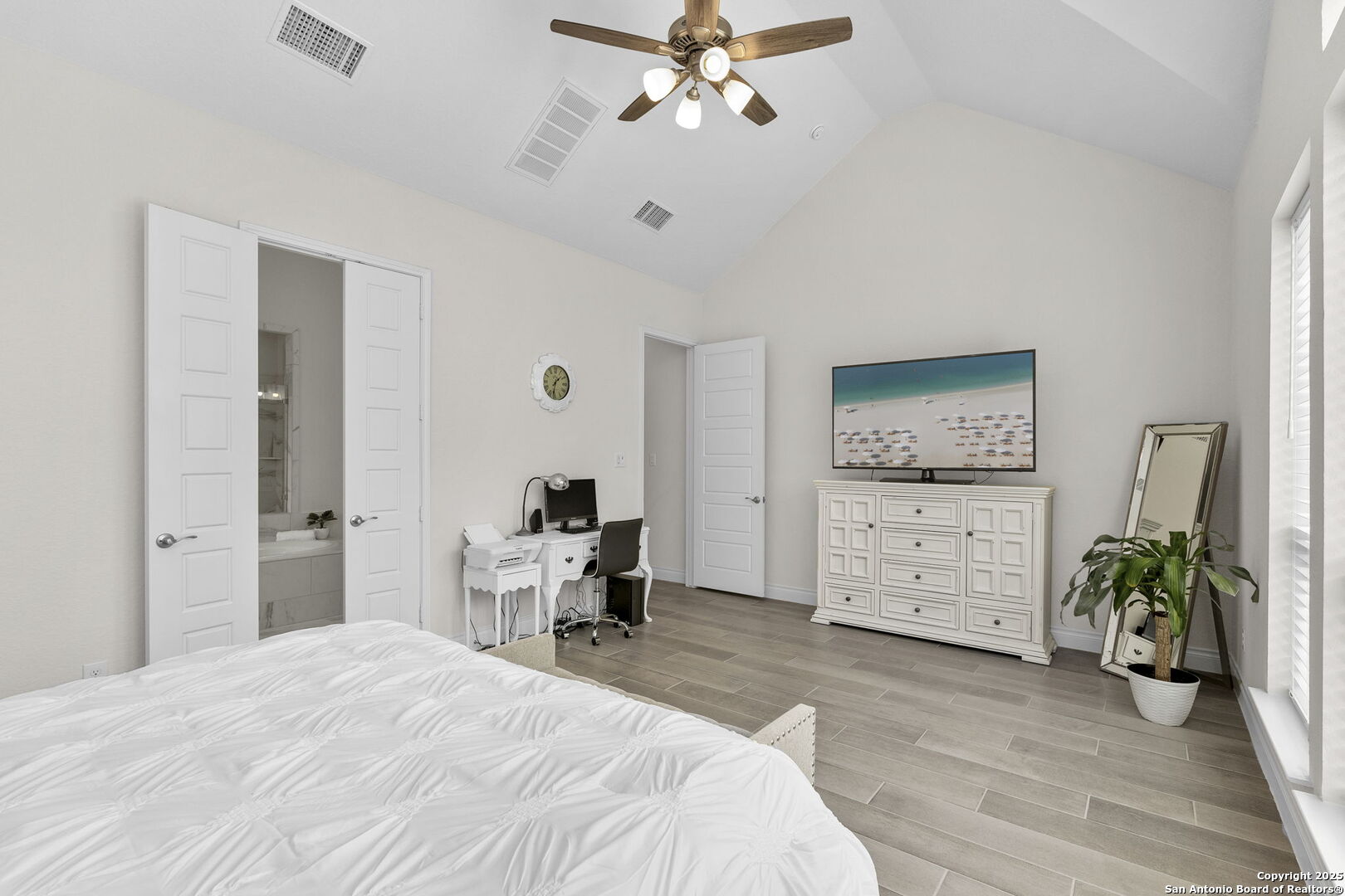 9024 Beacon Ridge