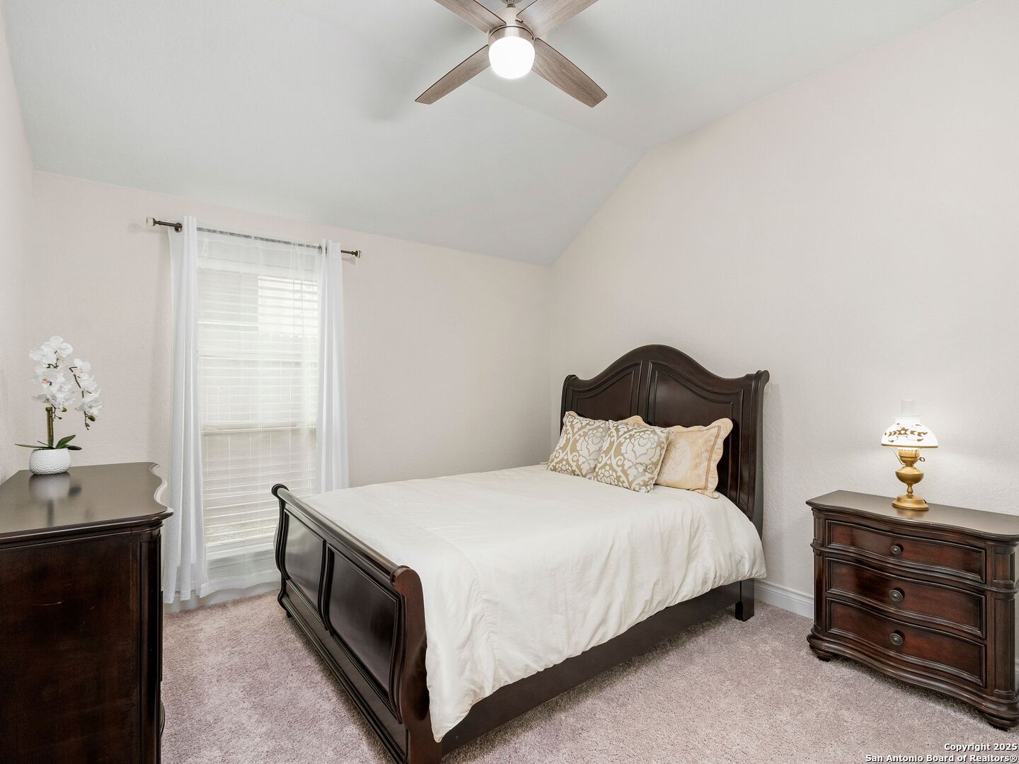 9024 Beacon Ridge