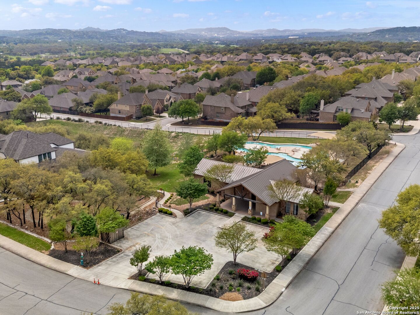 9024 Beacon Ridge