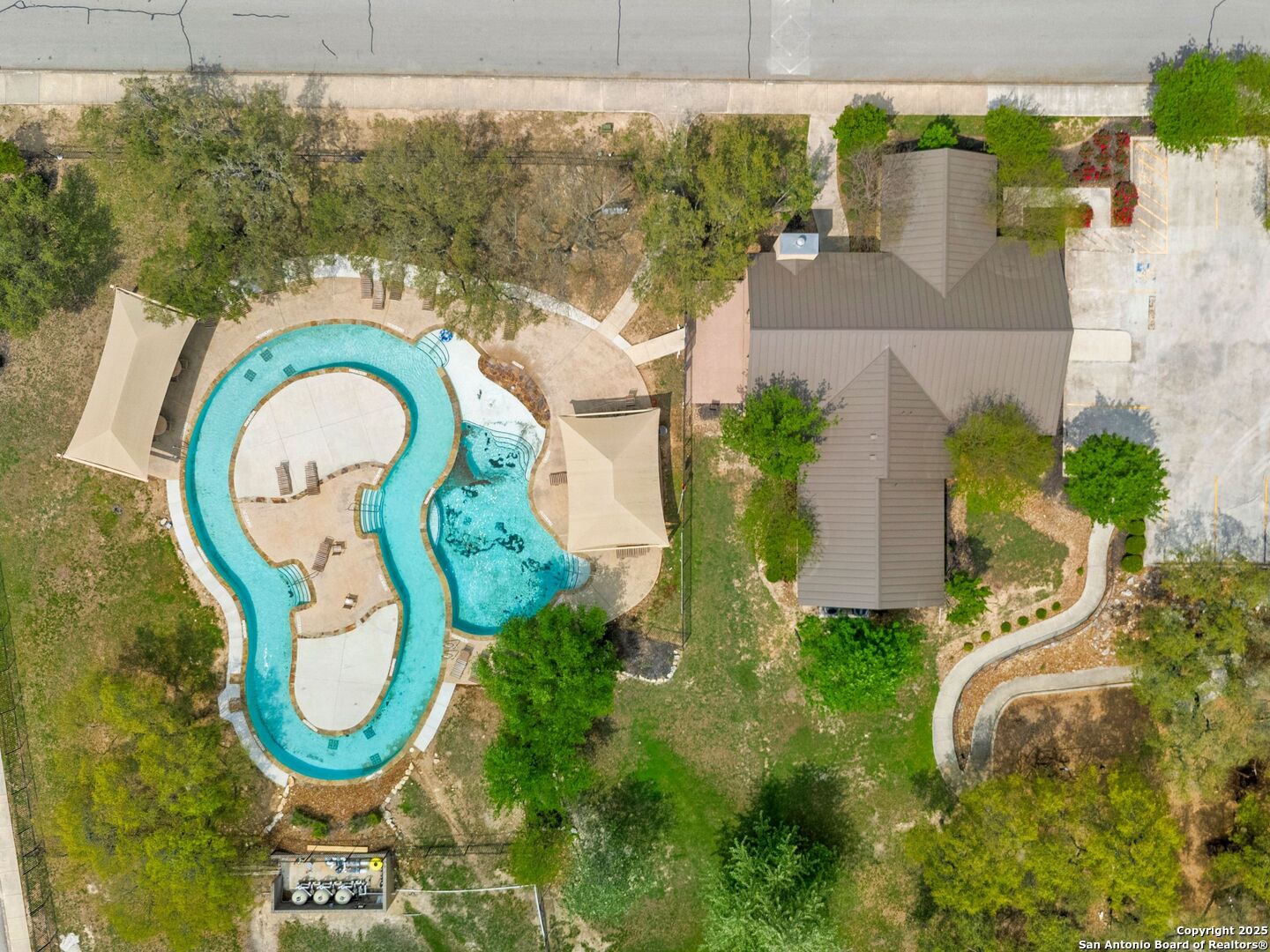 9024 Beacon Ridge