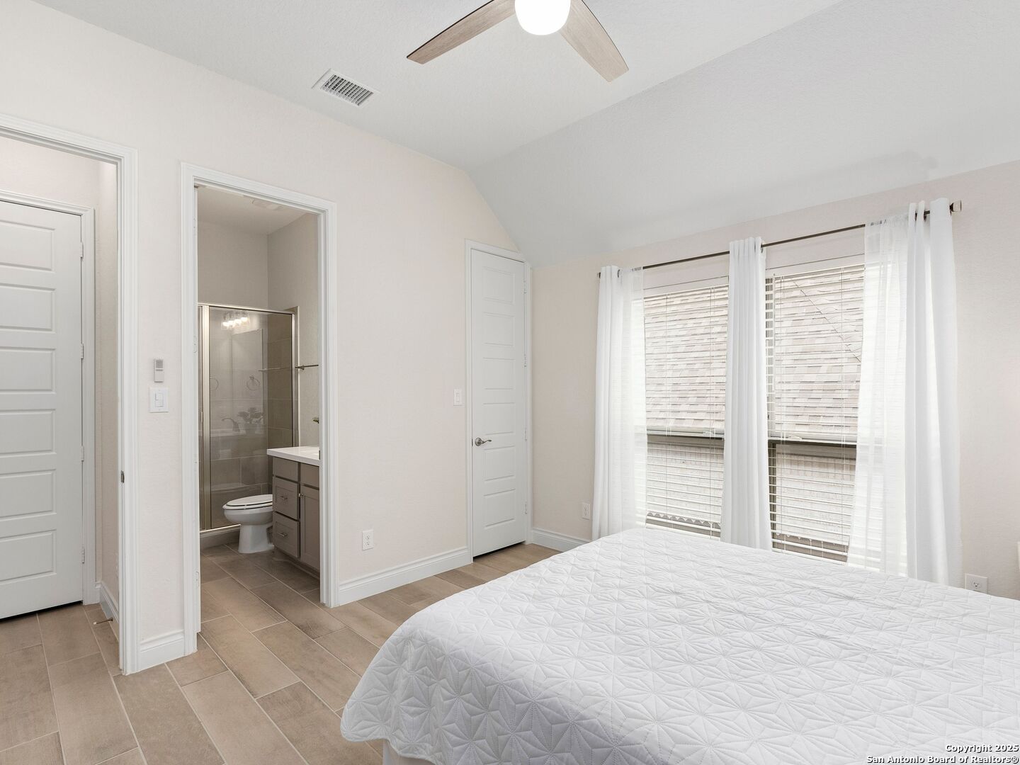 9024 Beacon Ridge