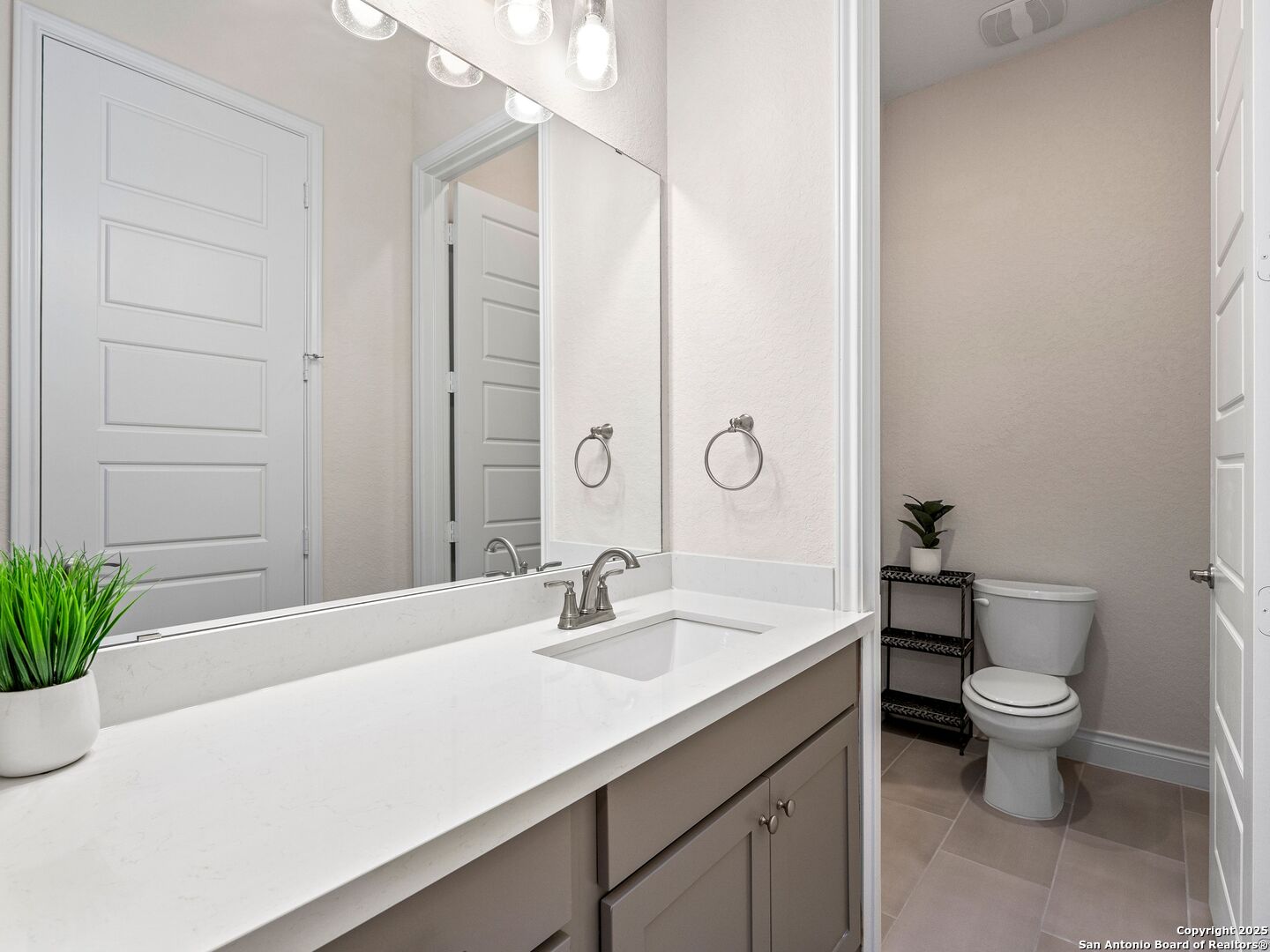 9024 Beacon Ridge