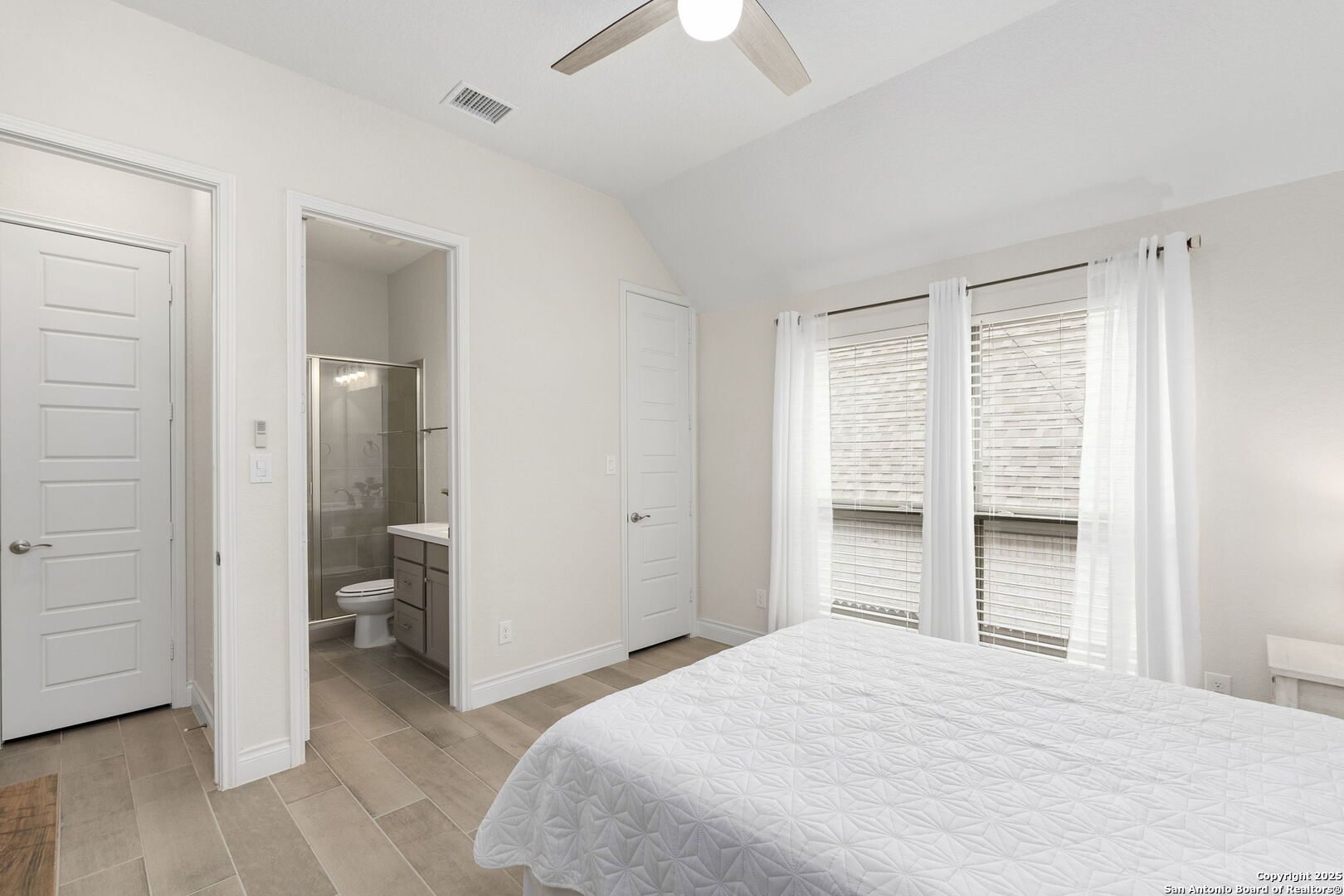 9024 Beacon Ridge