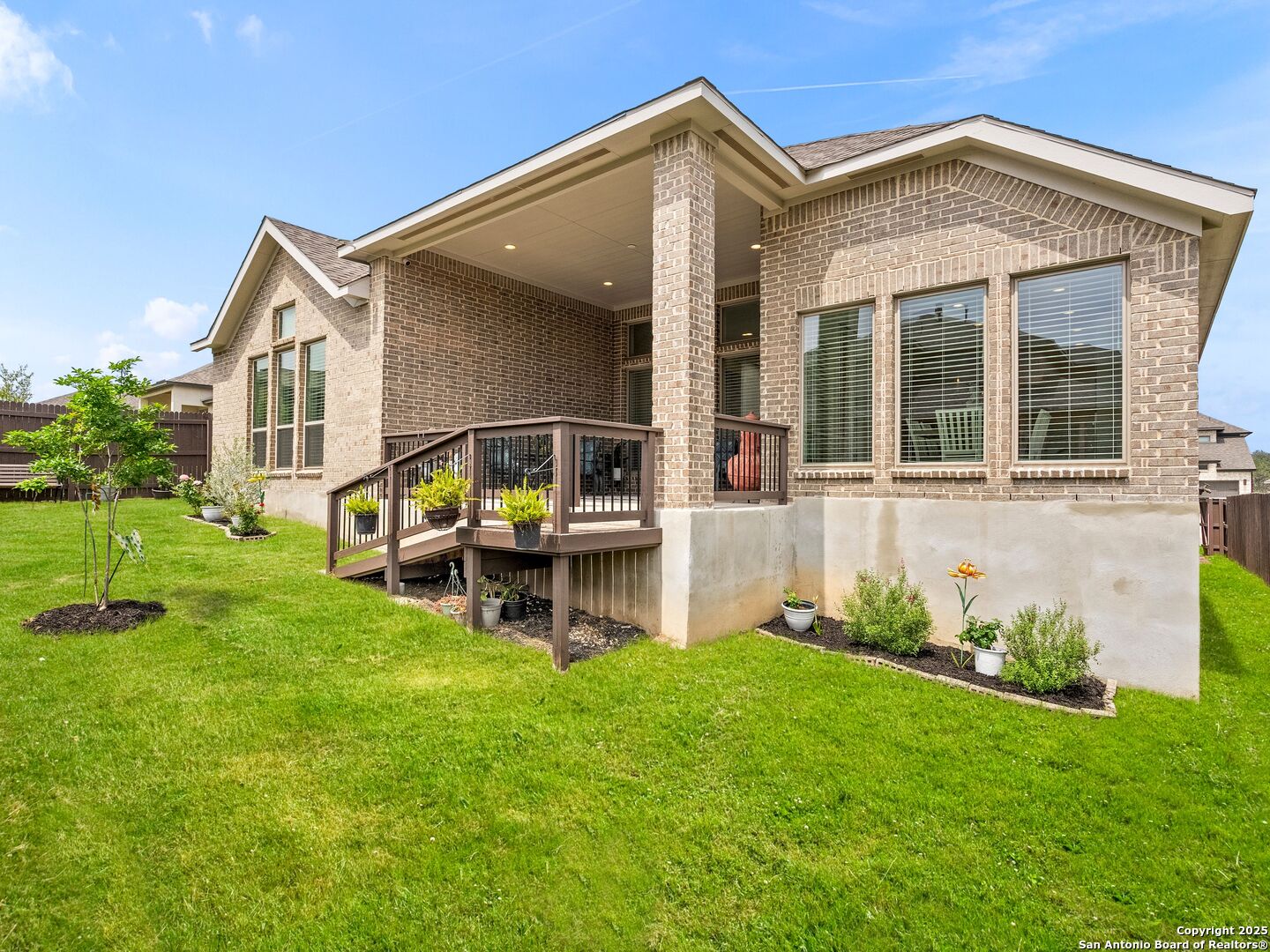 9024 Beacon Ridge