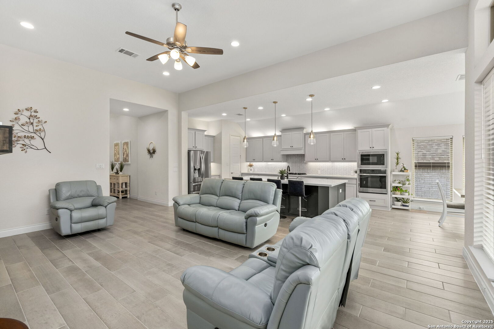 9024 Beacon Ridge