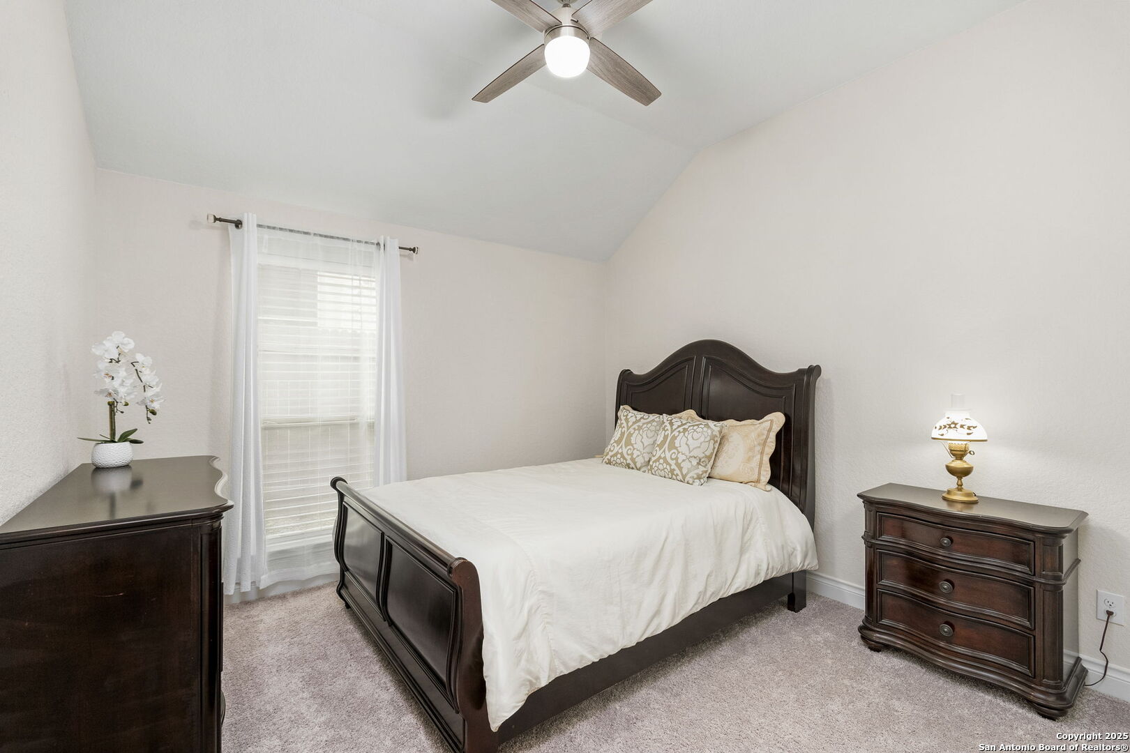 9024 Beacon Ridge