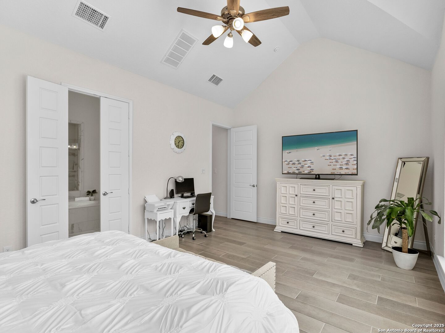 9024 Beacon Ridge