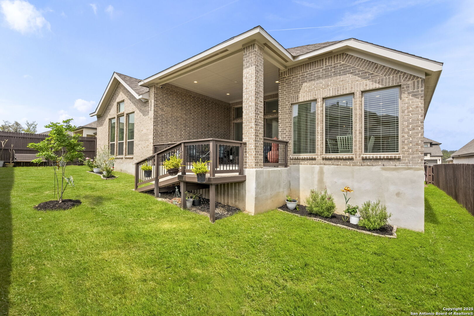 9024 Beacon Ridge