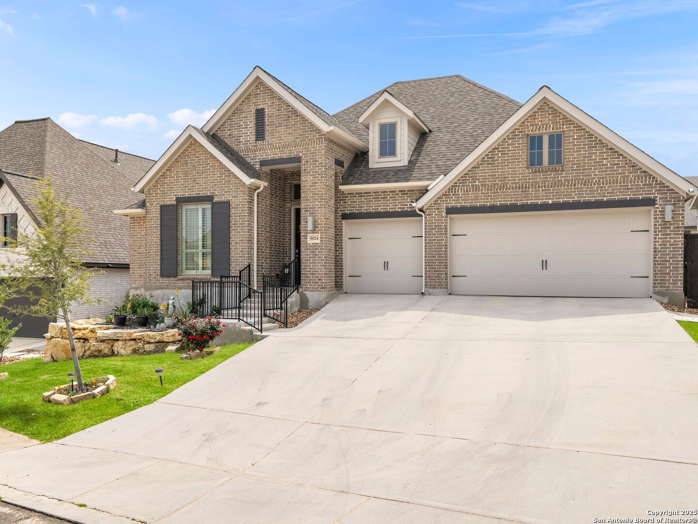 9024 Beacon Ridge