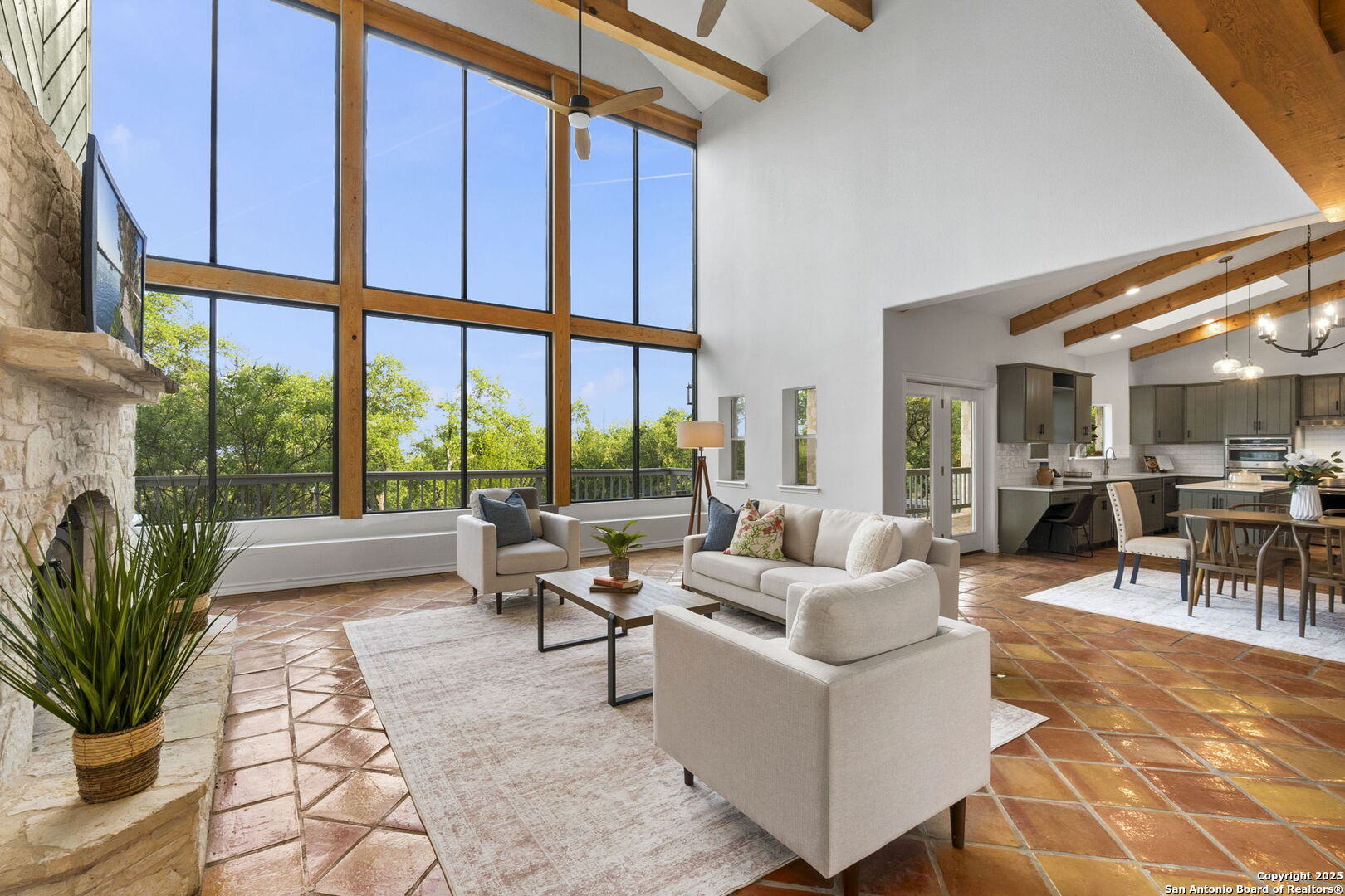 1042 Flagstone Dr