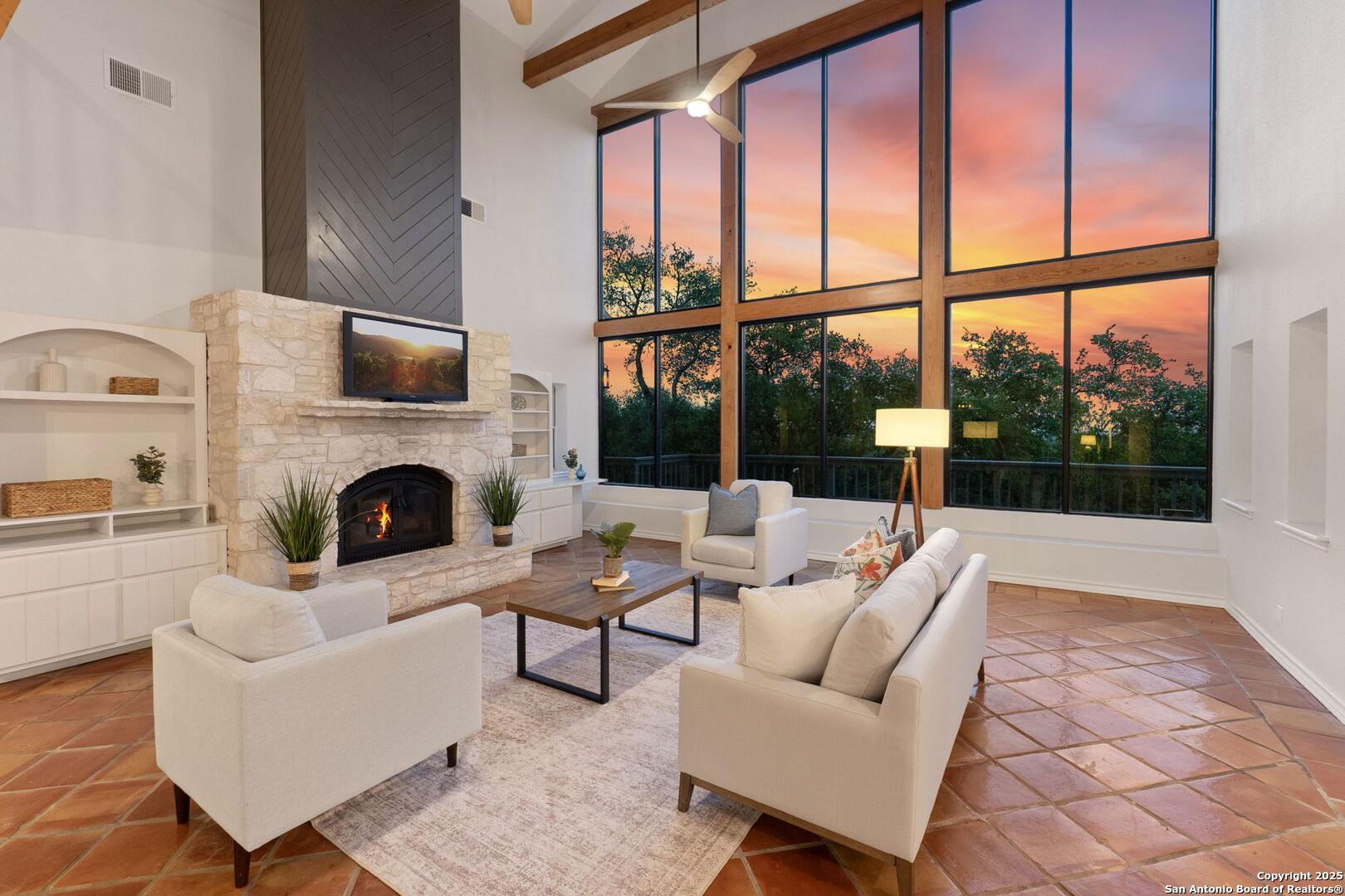 1042 Flagstone Dr