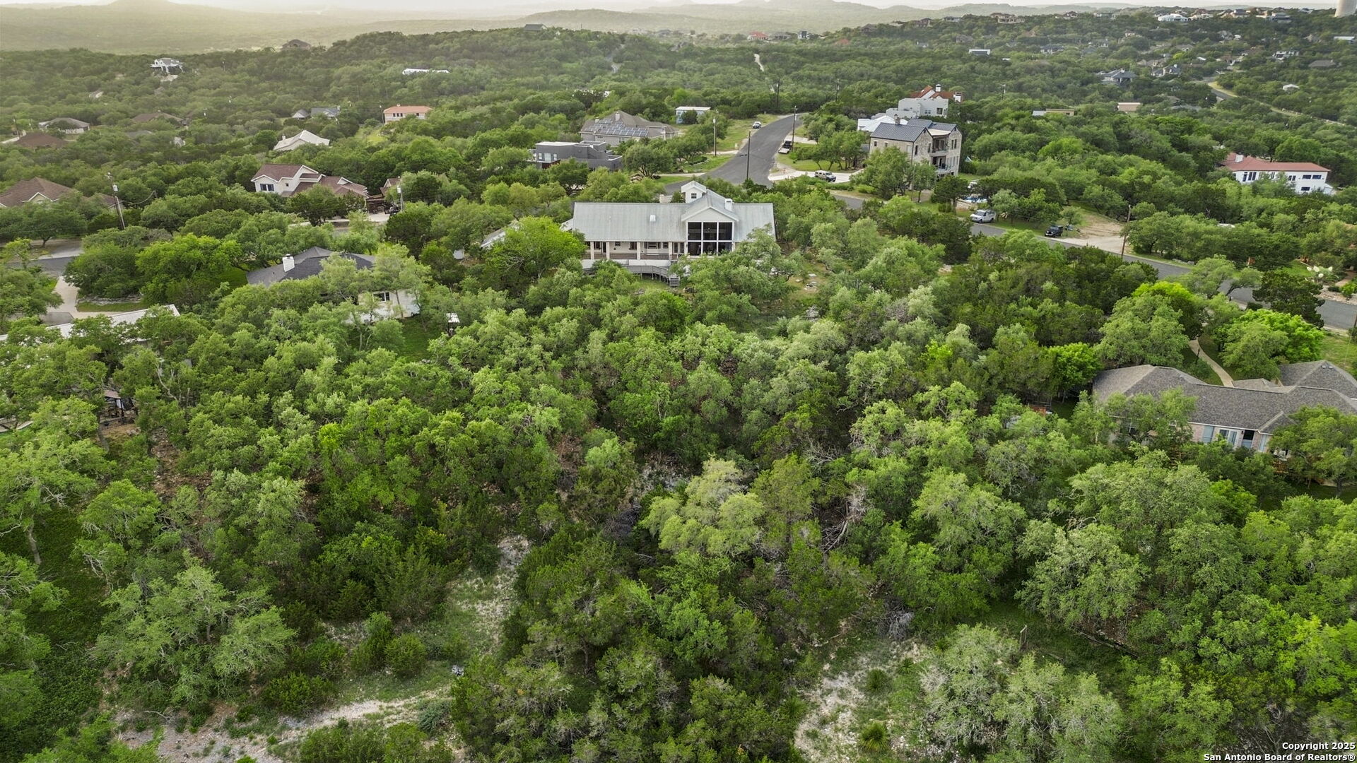1042 Flagstone Dr