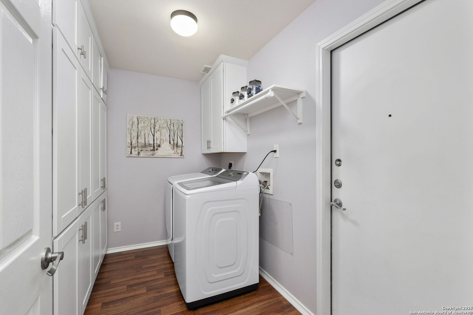 3265 SWALLOW POINTE