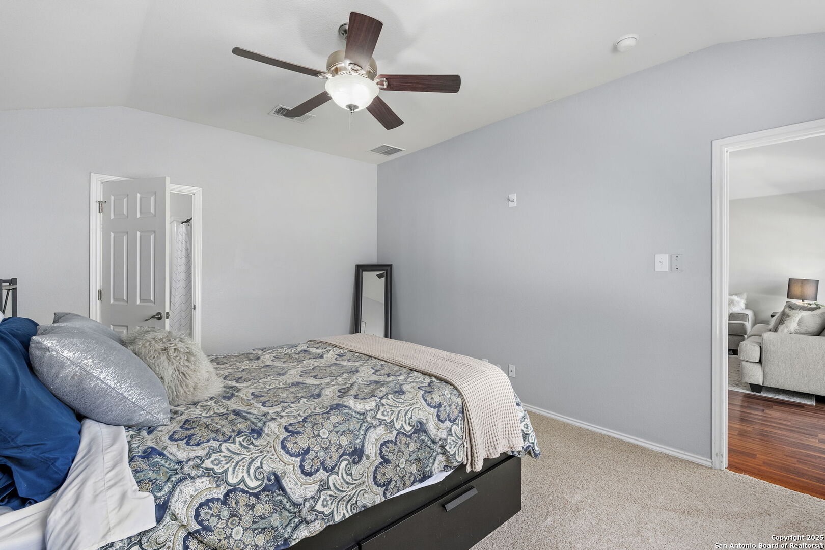 3265 SWALLOW POINTE
