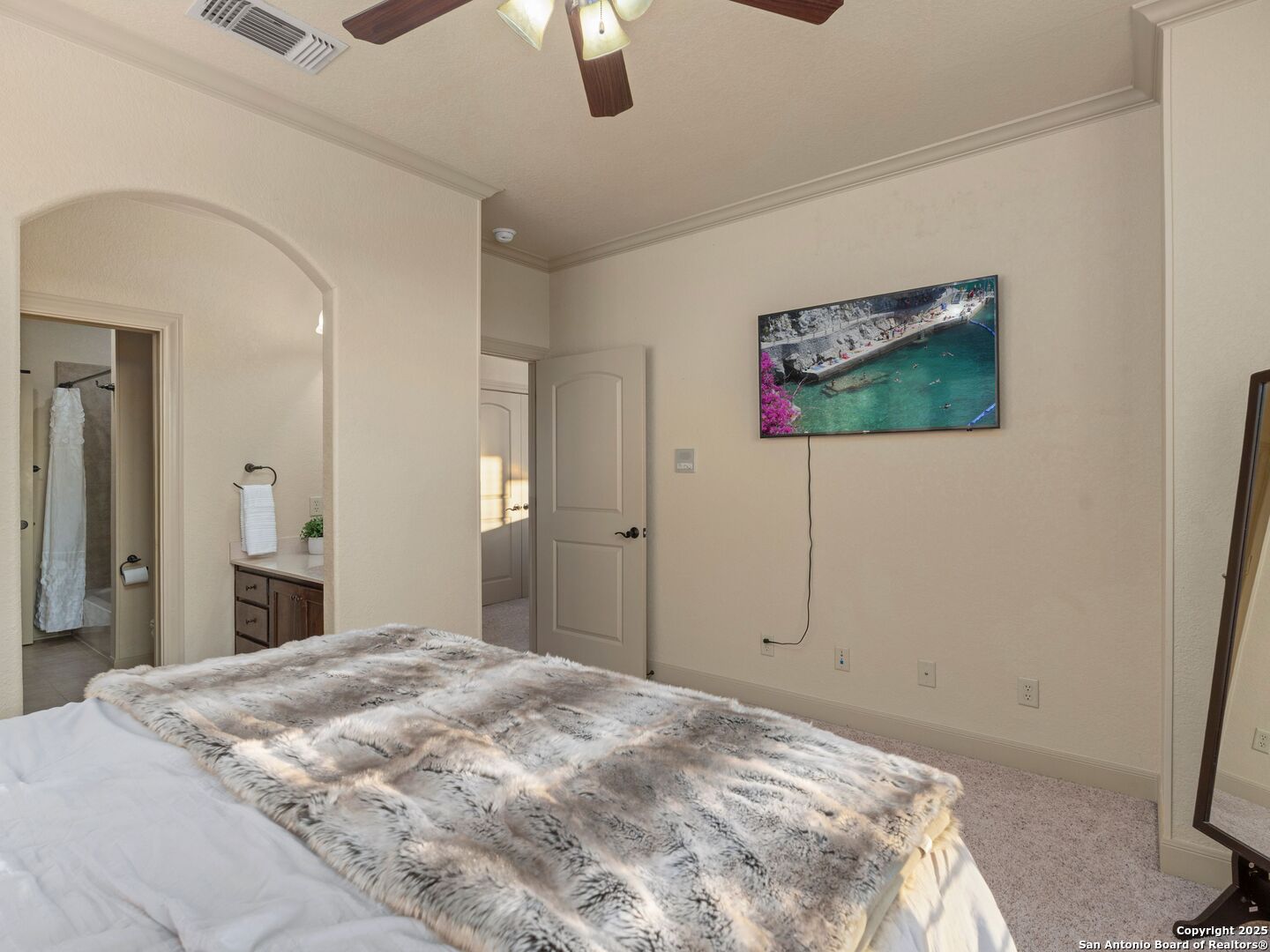 1504 Redcloud Peak