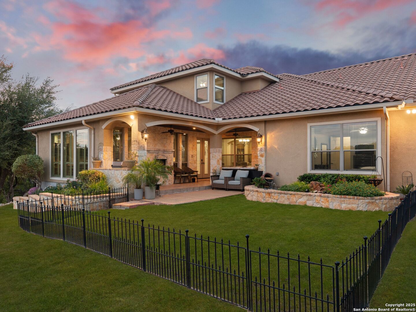 1504 Redcloud Peak