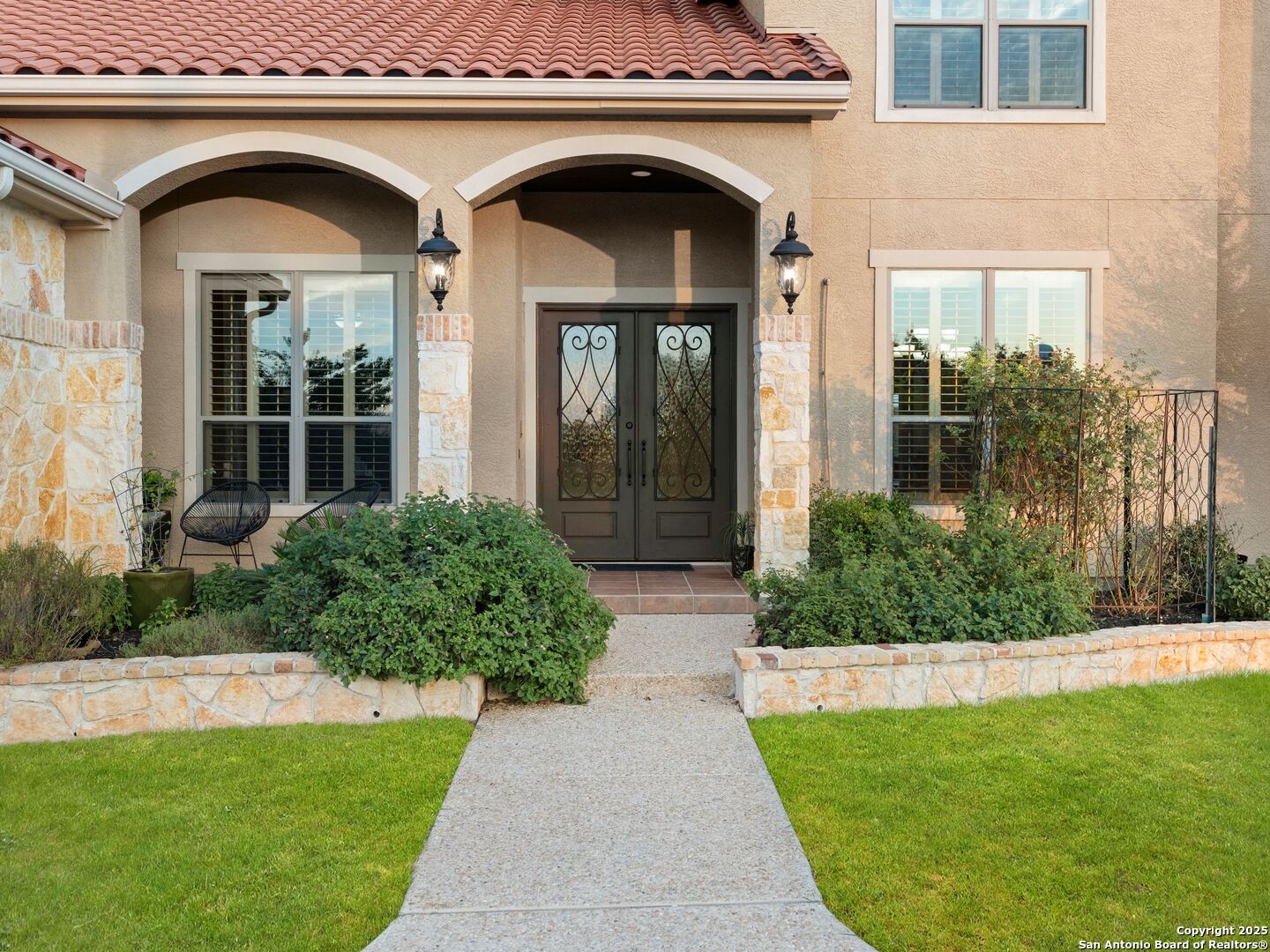 1504 Redcloud Peak