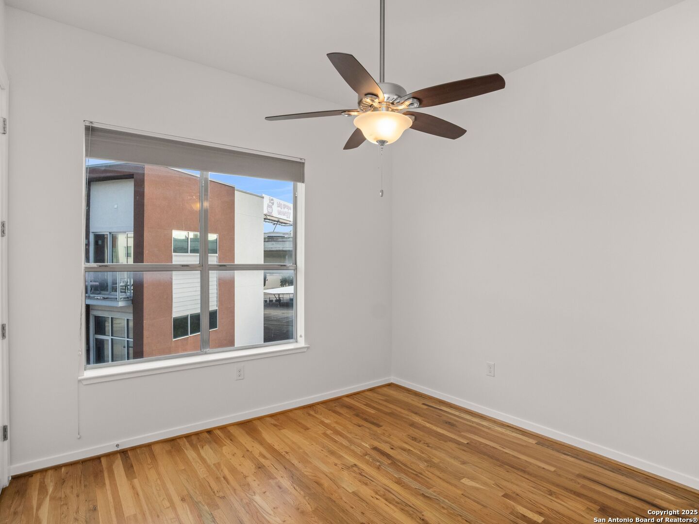 1126 E quincy