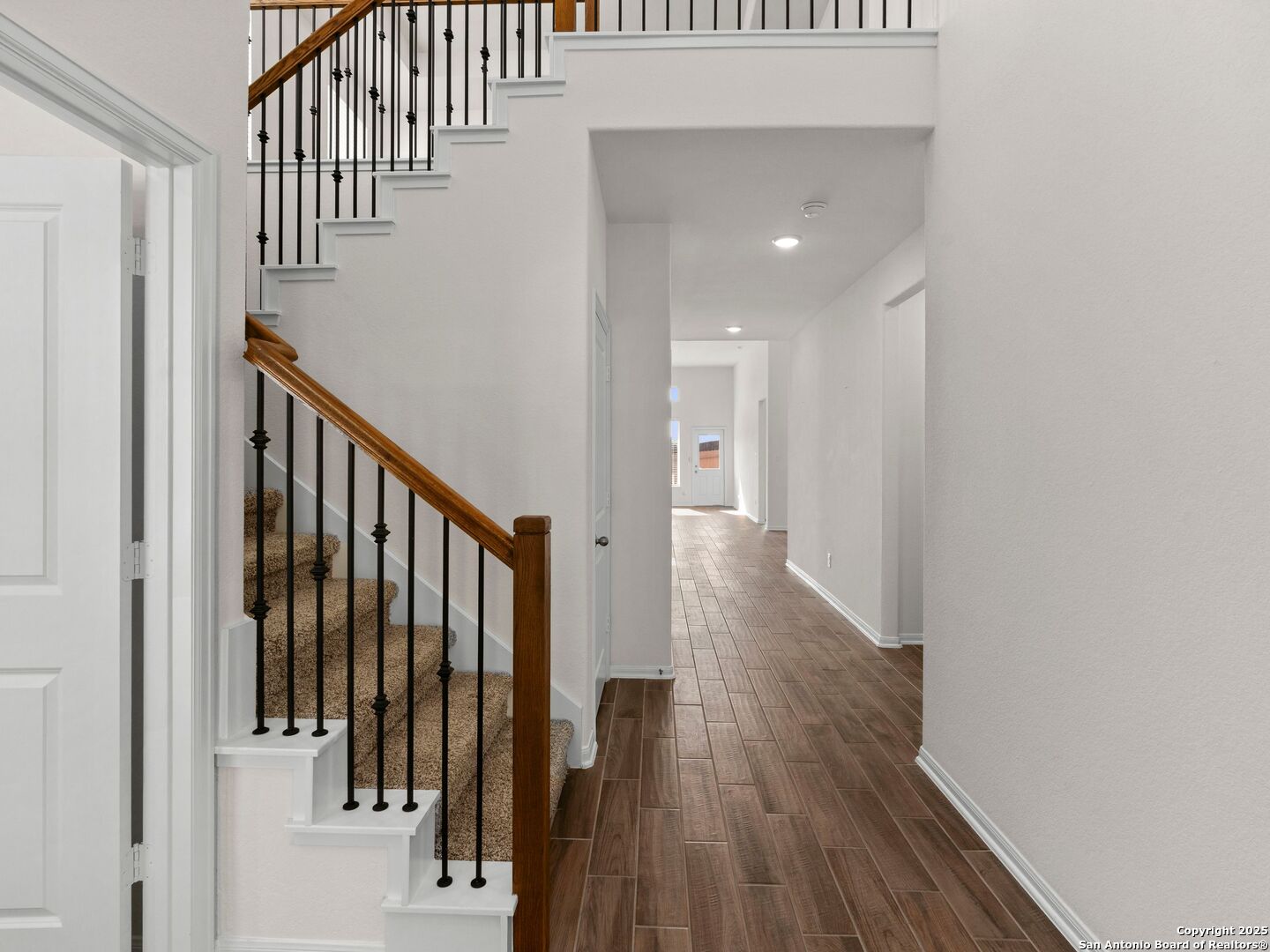 6288 Black Butte