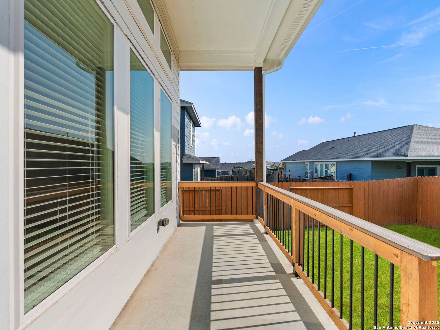 6288 Black Butte