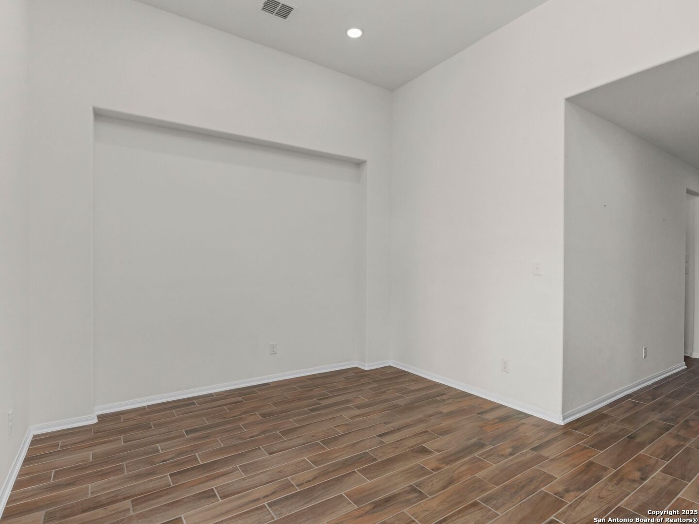 6288 Black Butte
