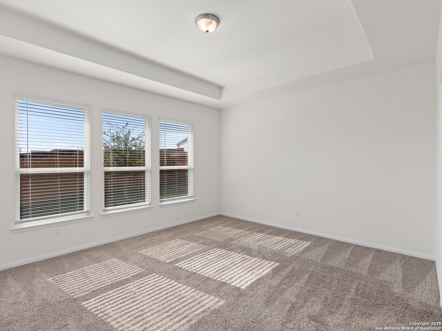 6288 Black Butte