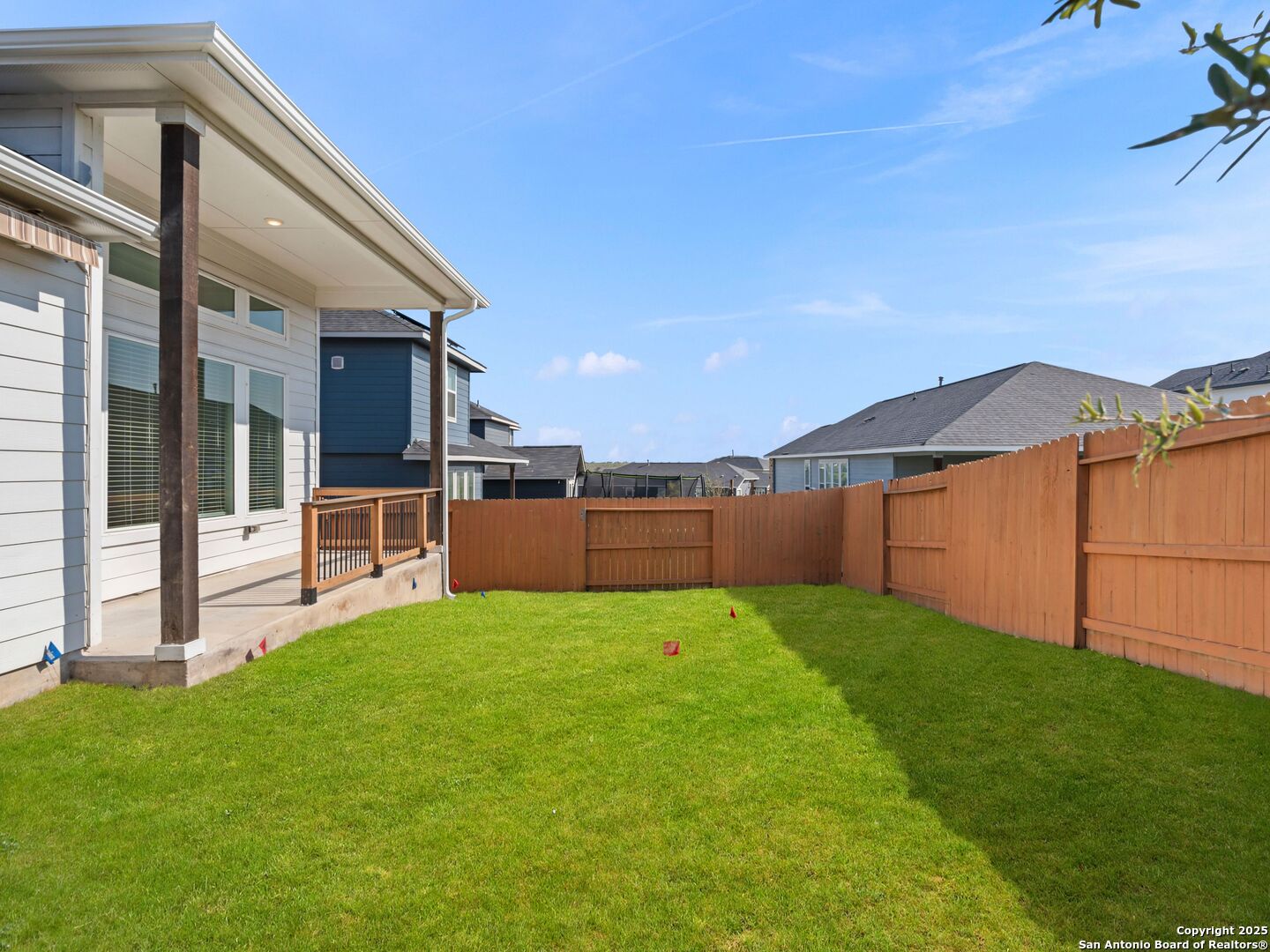 6288 Black Butte