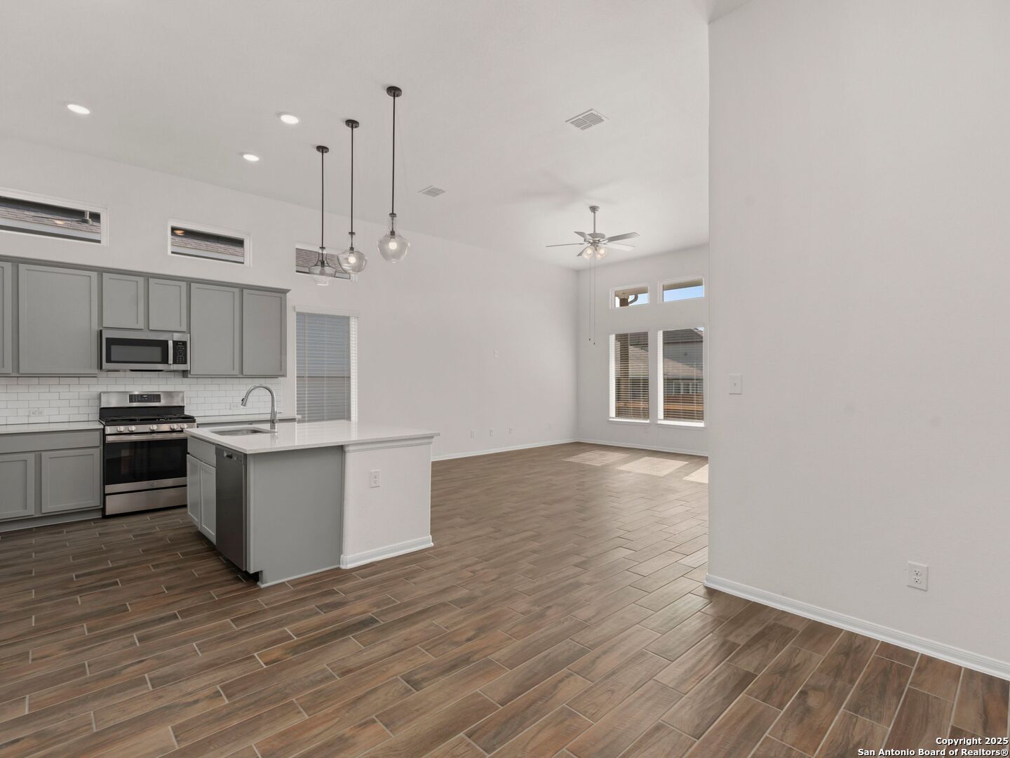 6288 Black Butte