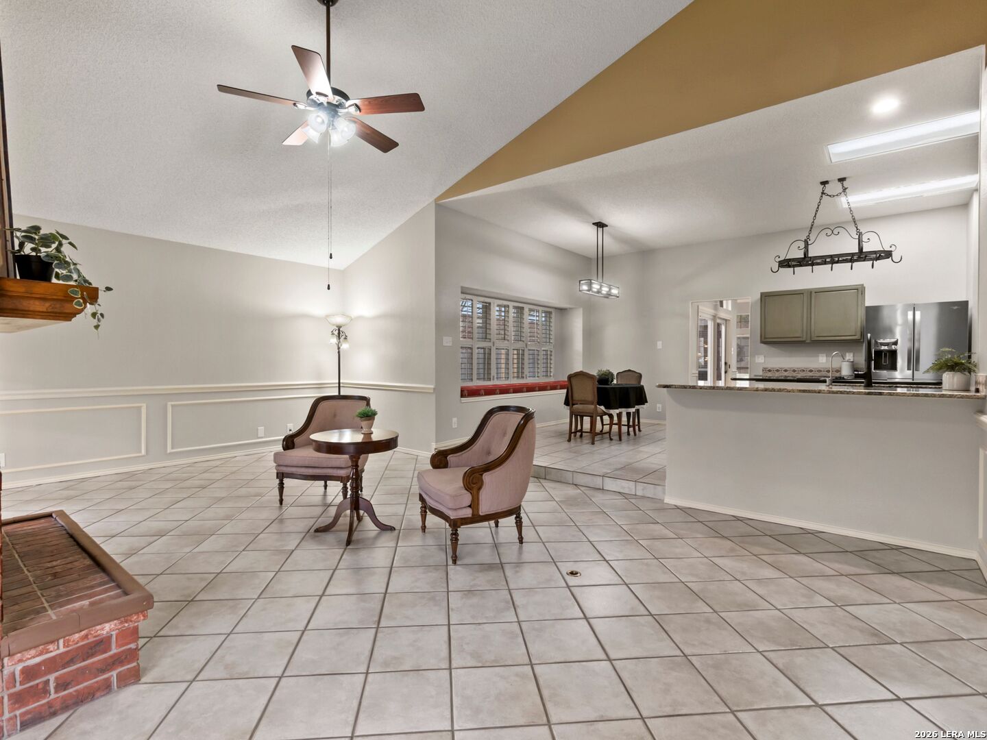 5854 Woodridge Oaks