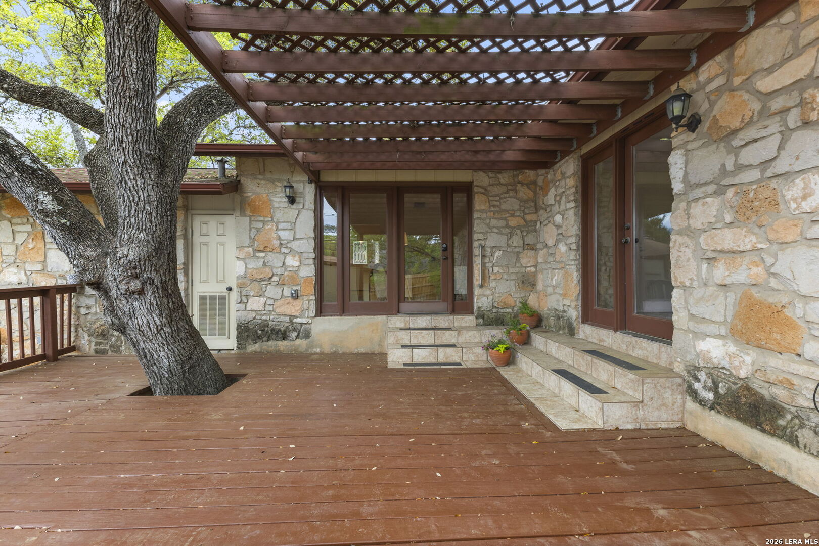 2526 Wilderness Hill