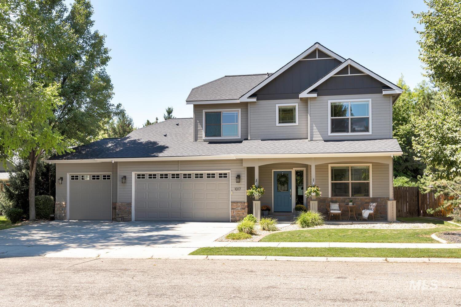 1017 N Shadowridge Ave