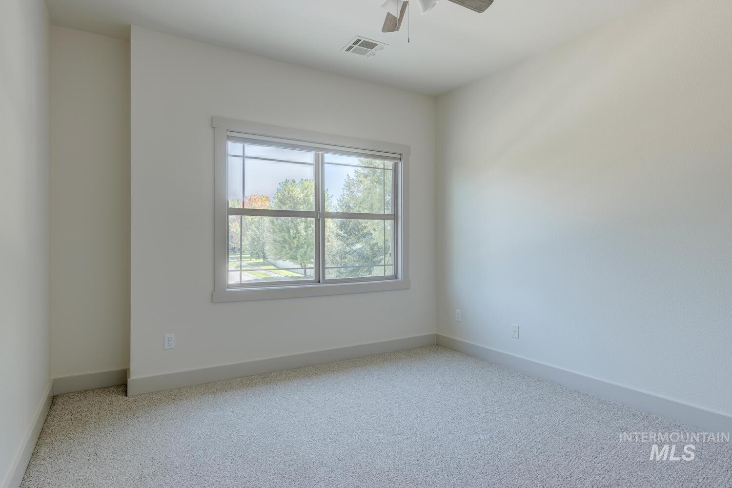 1017 N Shadowridge Ave