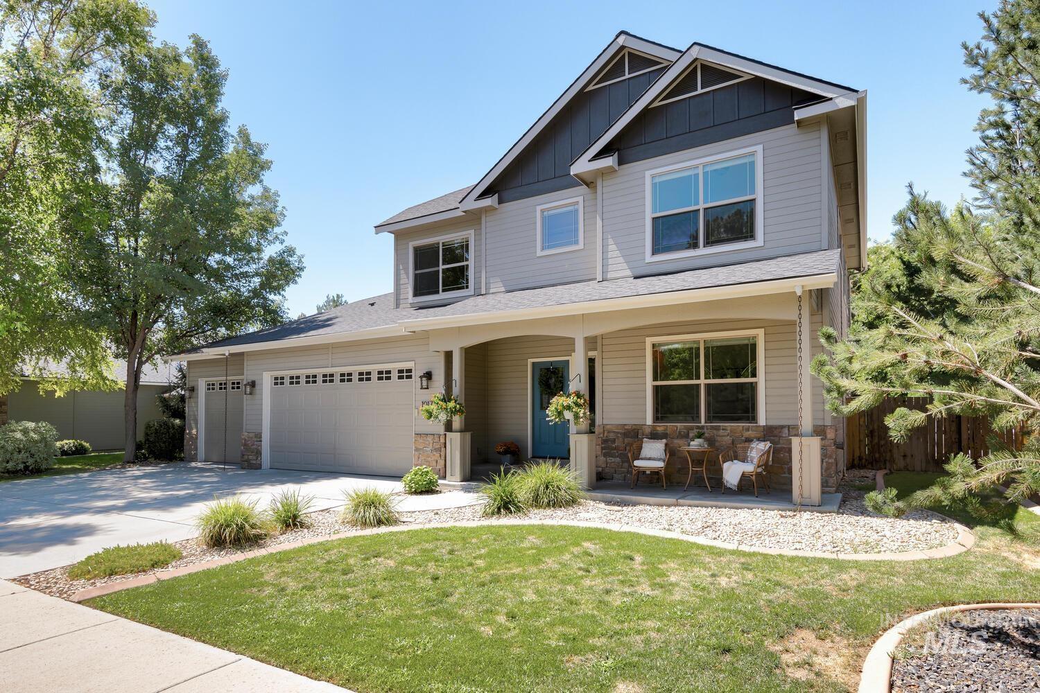 1017 N Shadowridge Ave