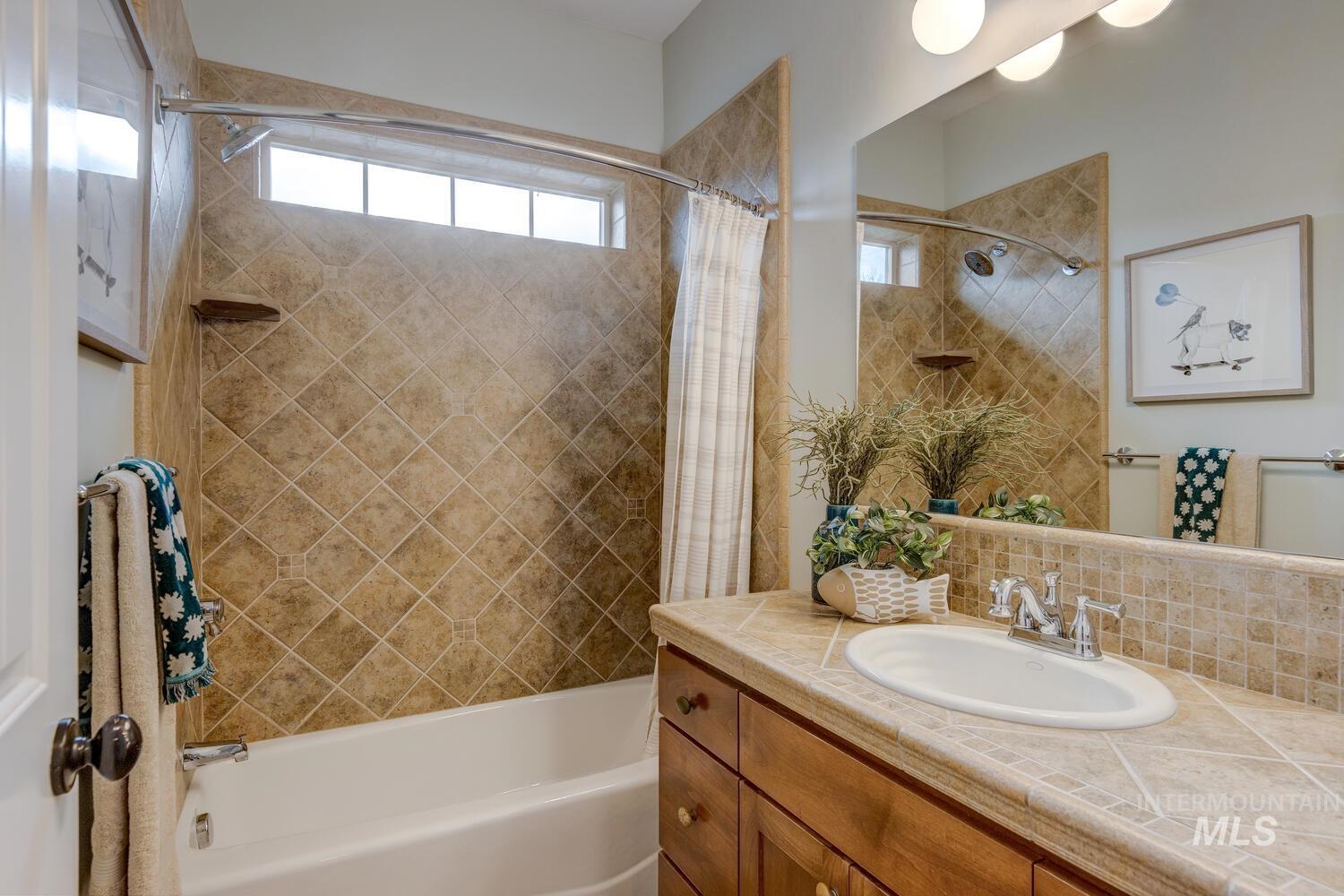 12182 N Humphreys Way