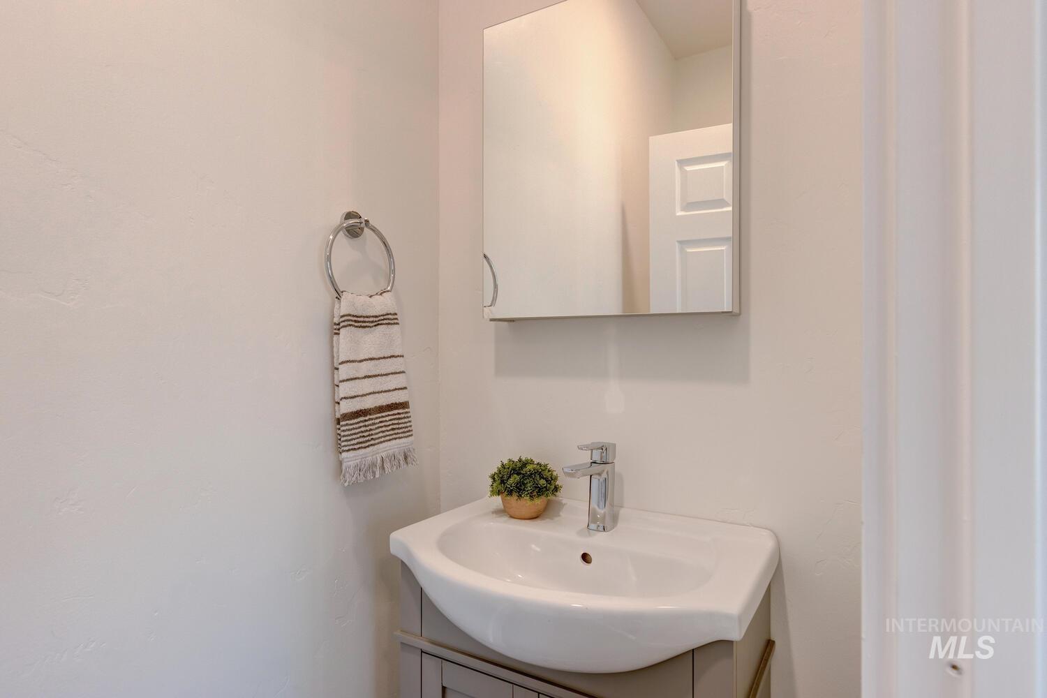 12182 N Humphreys Way