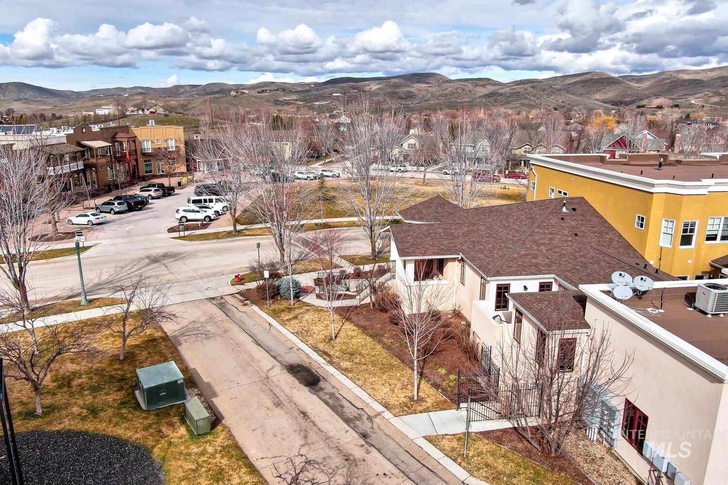 5867 Hidden Springs Dr.