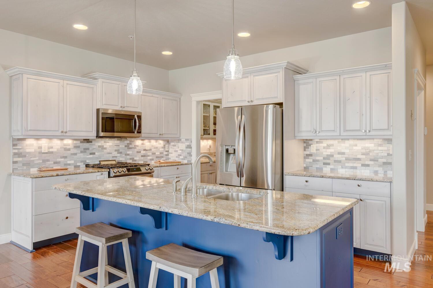 5867 Hidden Springs Dr.