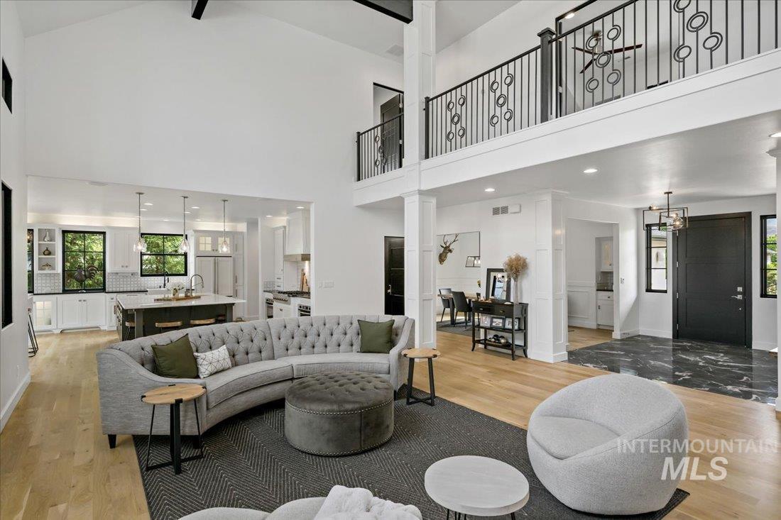 12409 N Upper Ridge Pl.