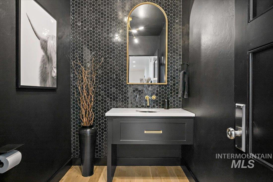 12409 N Upper Ridge Pl.