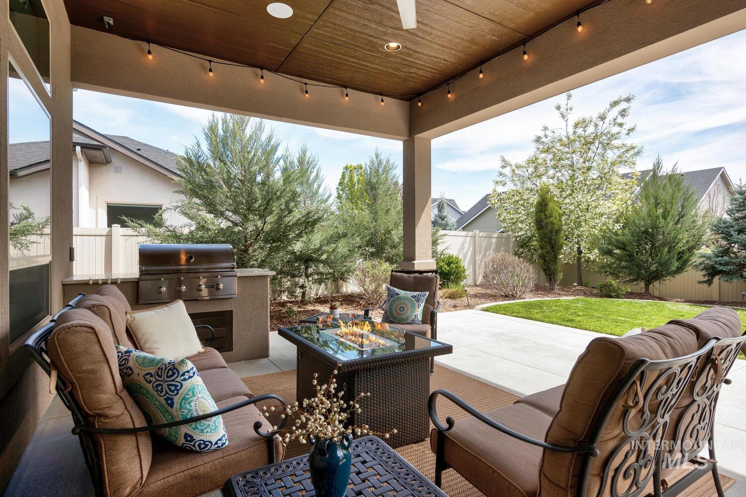 6223 W Walton Pond Dr.