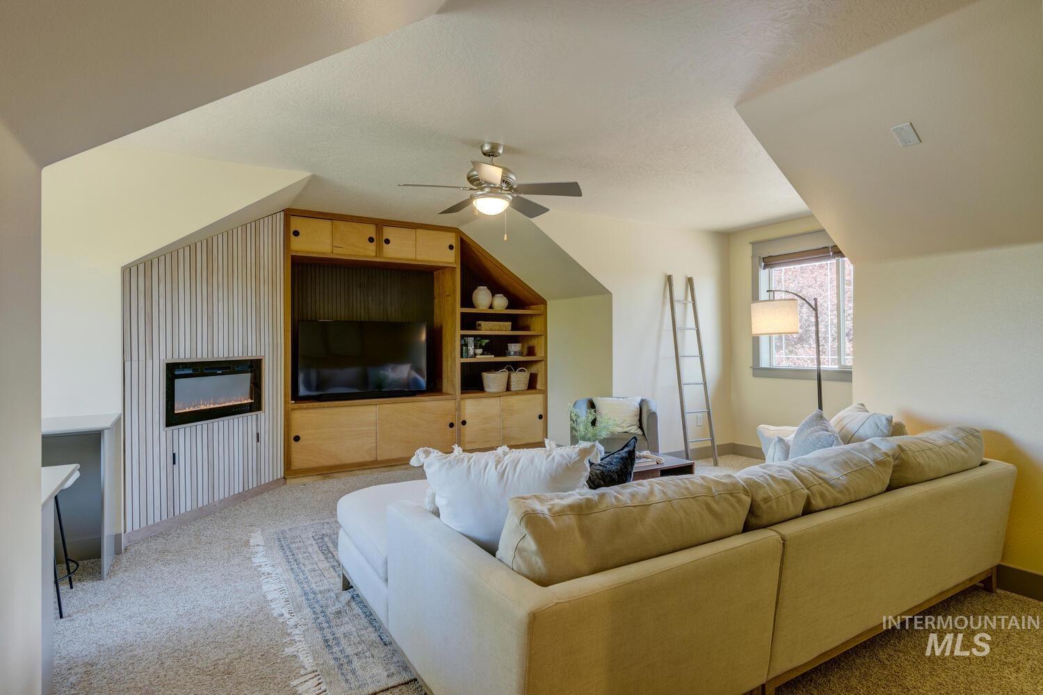 12960 N Schicks Ridge Rd