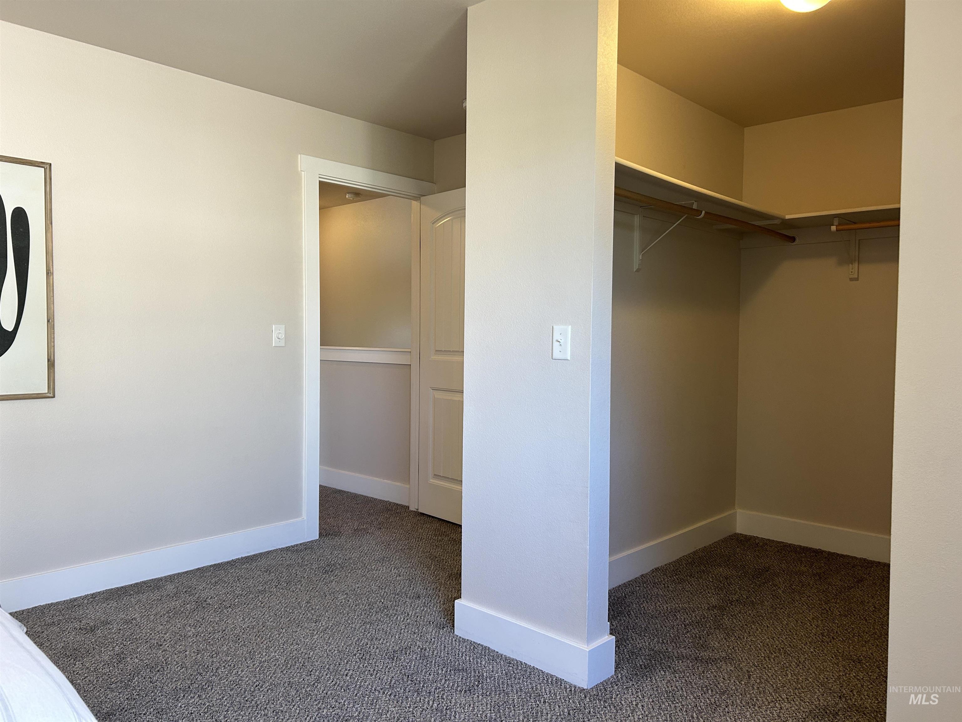 11045 W Garverdale Ln # 101