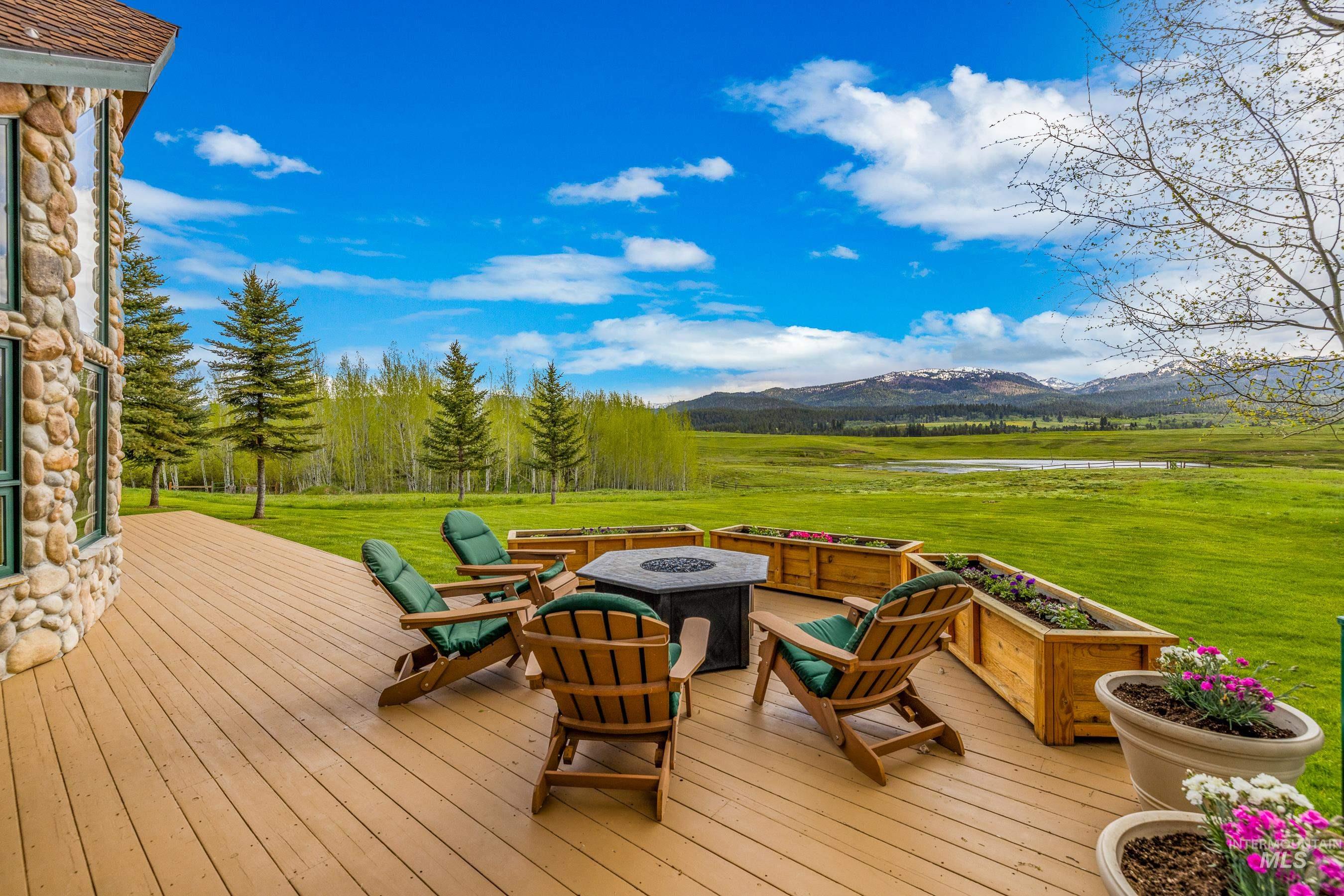 14138 Pioneer Rd, McCall